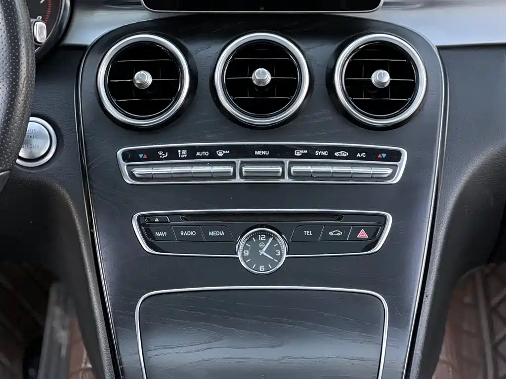 Mercedes-Benz C-Class 2018 — фото 9