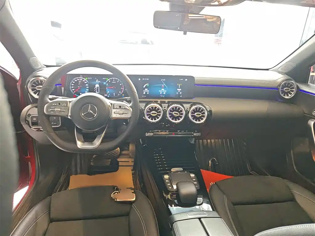 Mercedes-Benz A-Class 2020 — фото 23