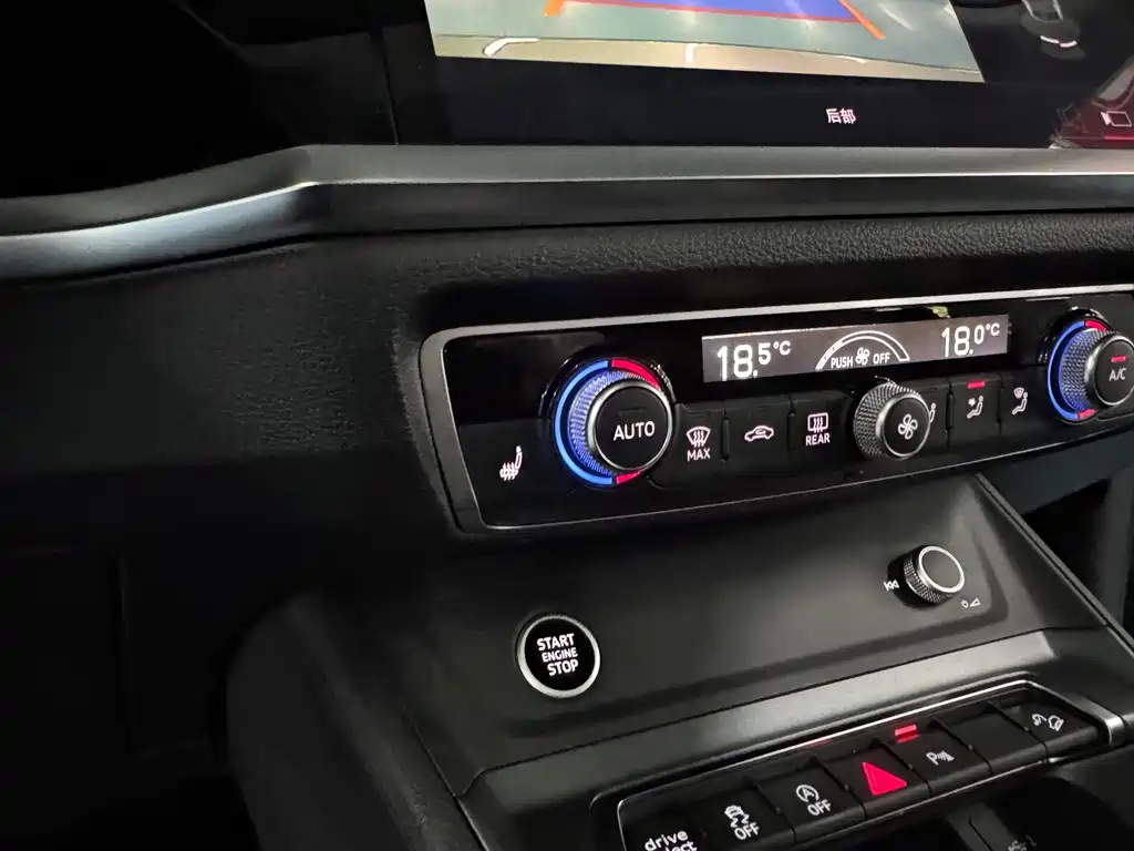 Audi Q3 Sportback 2022 — фото 11