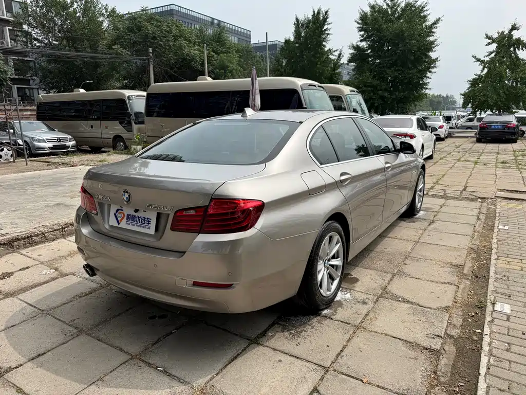 BMW 5 Series 2016