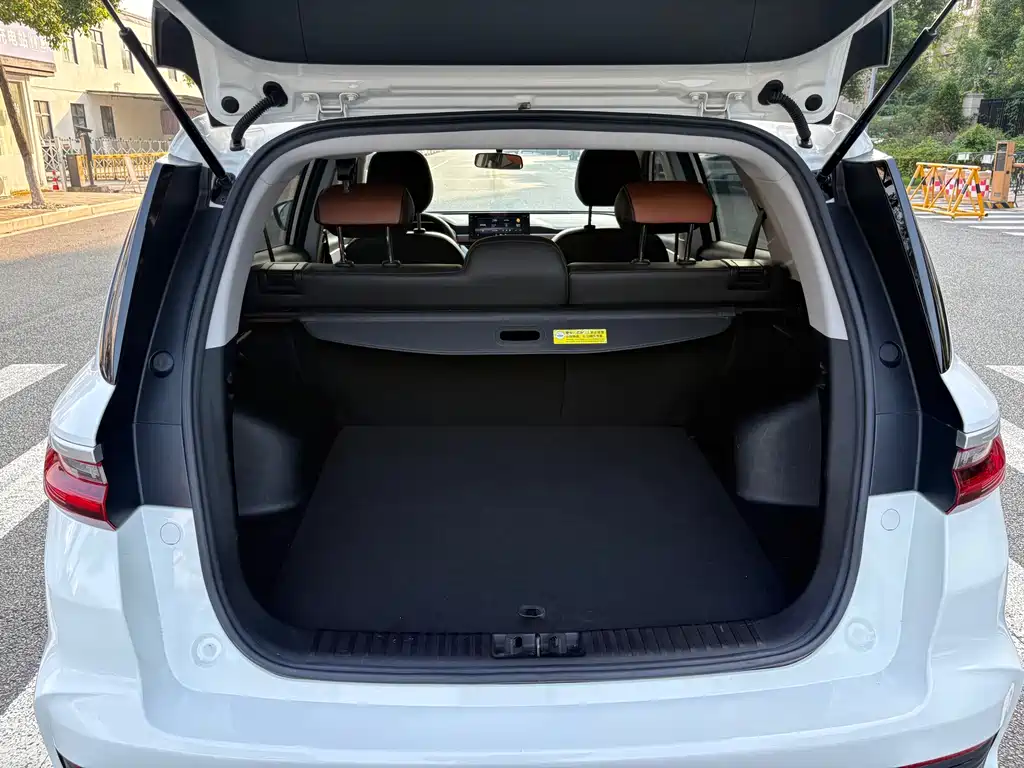 Geely Vision X6 2021