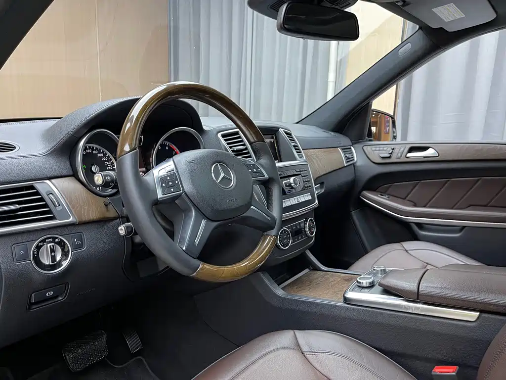 Mercedes-Benz GL-Class 2013 — фото 4