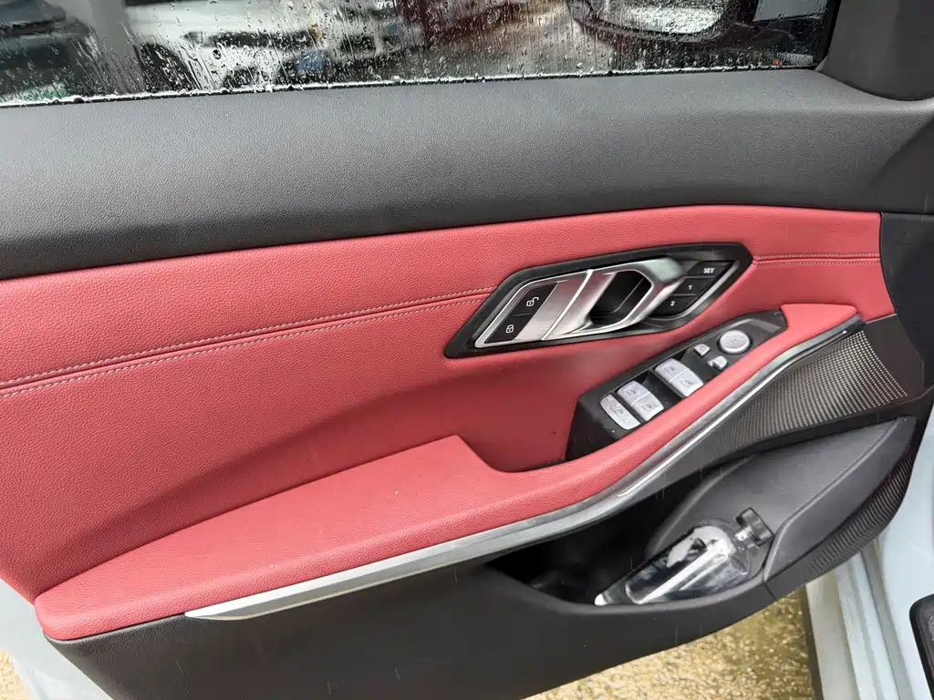 BMW i3 2025