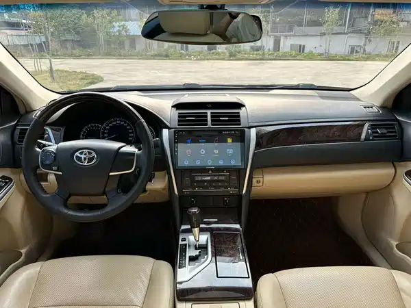 Toyota Camry 2016