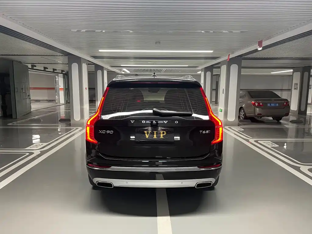 Volvo XC90 2020 — фото 28