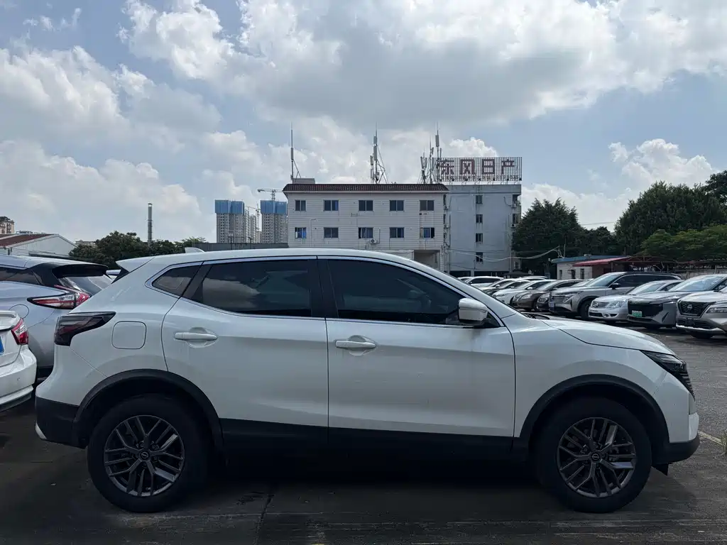 Nissan Qashqai 2025 — фото 12