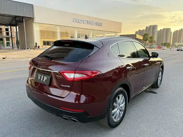 Maserati Levante 2016