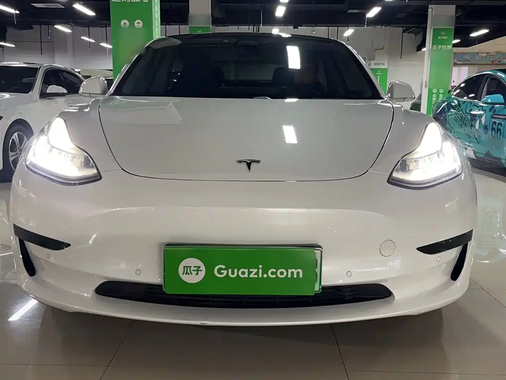 Tesla Model 3 2021 — фото 24