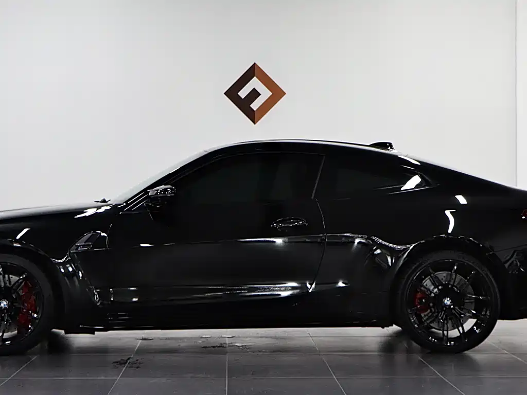 BMW M4 2021