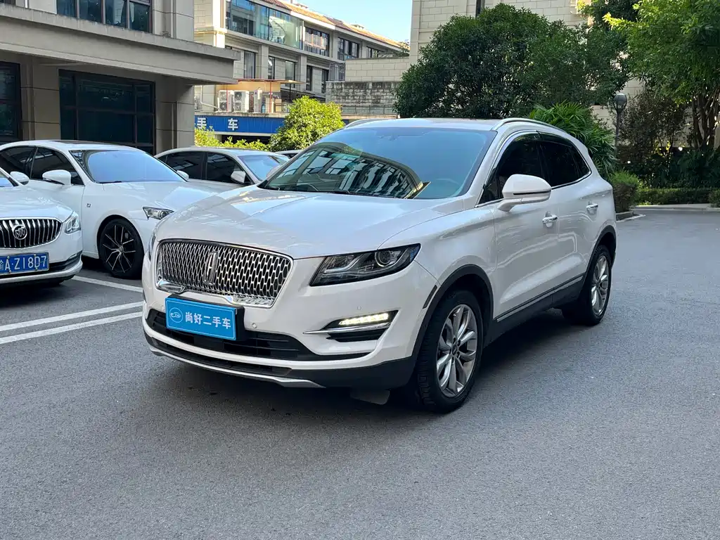 Lincoln MKC 2019 — фото 1