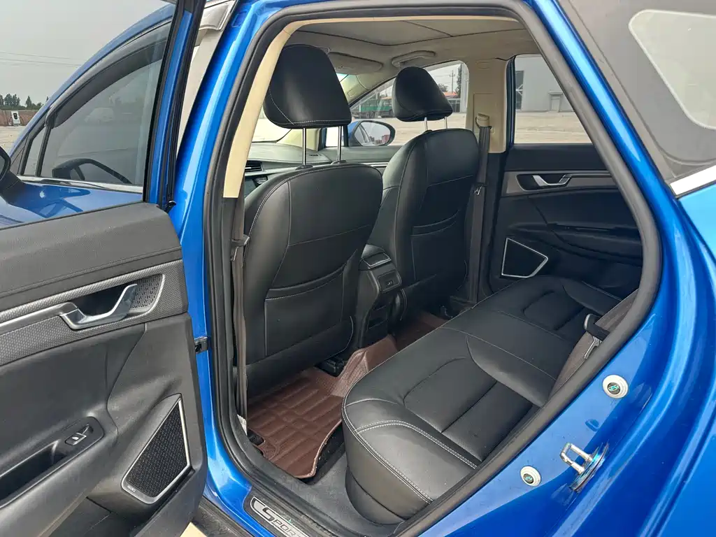 Geely Emgrand GS 2017