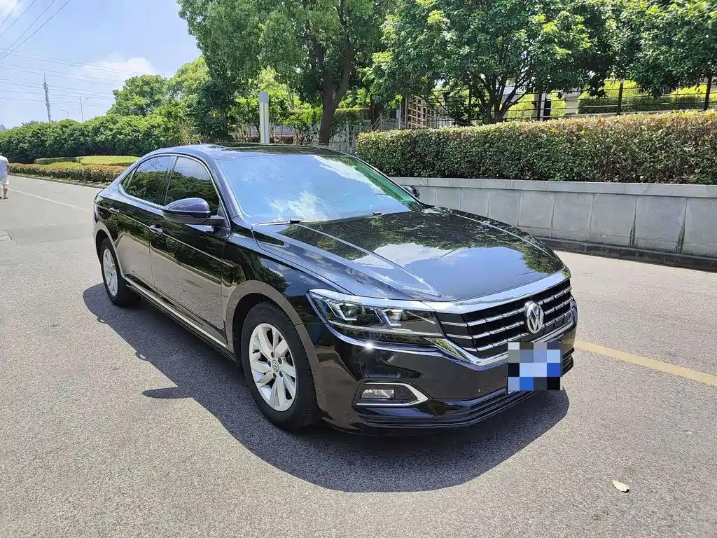 Volkswagen Passat 2021