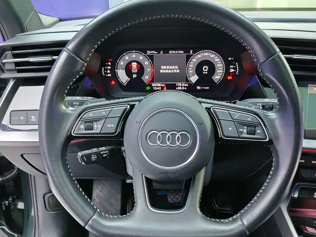Audi A3 2022 — фото 17