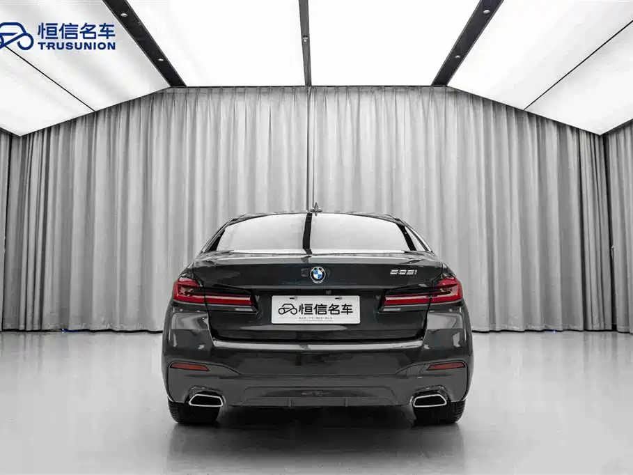 BMW 5 Series 2023