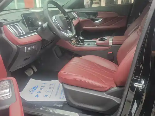 Jetour X70 PLUS 2025