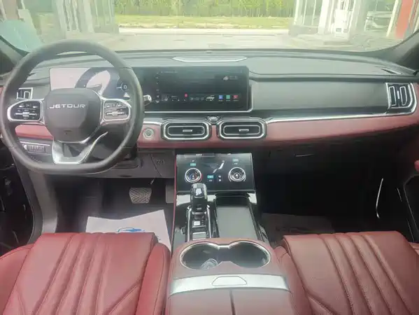 Jetour X70 PLUS 2025