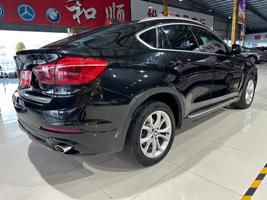 BMW X6 2018 — фото 6