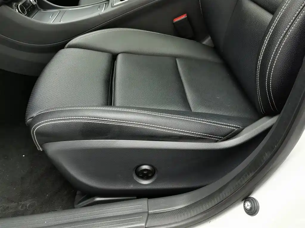 Mercedes-Benz GLA 2018 — фото 20