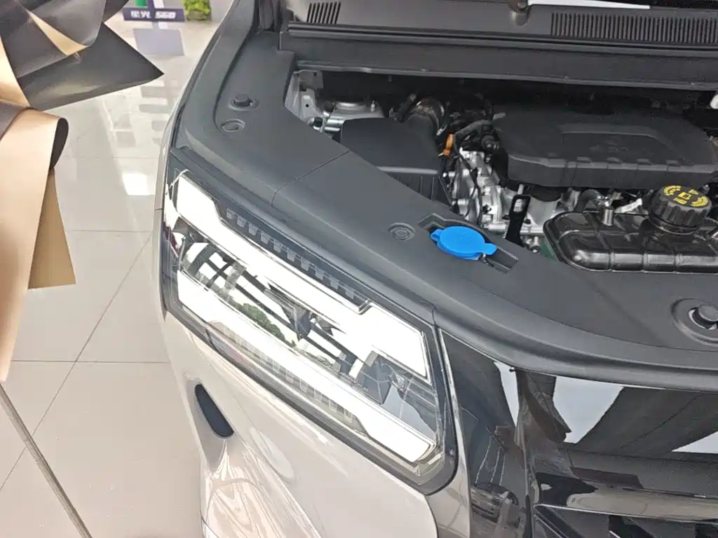Wuling Starlight 730 EV 2025 — фото 24