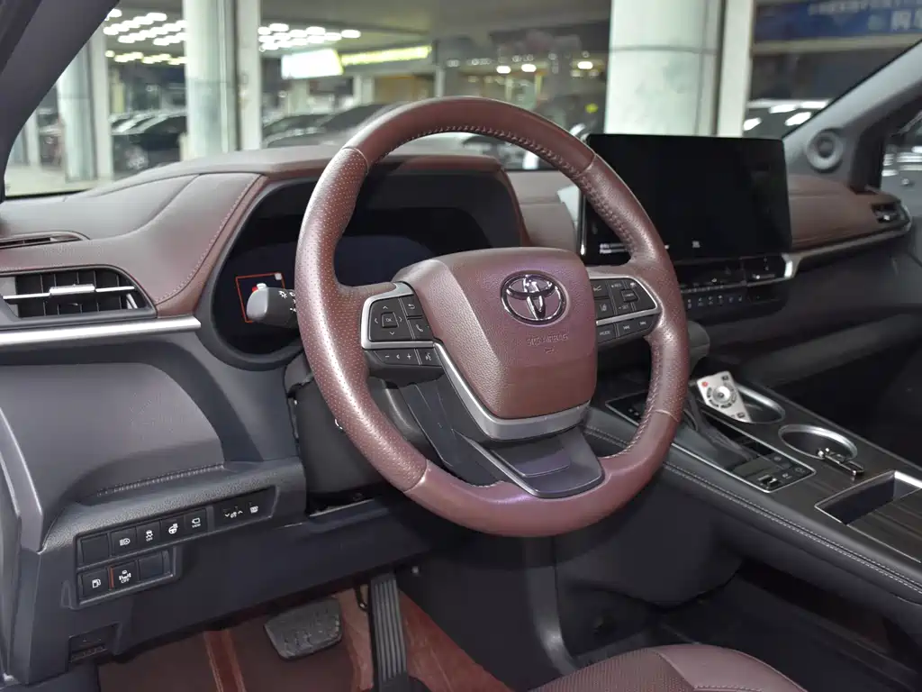 Toyota Sienna 2022