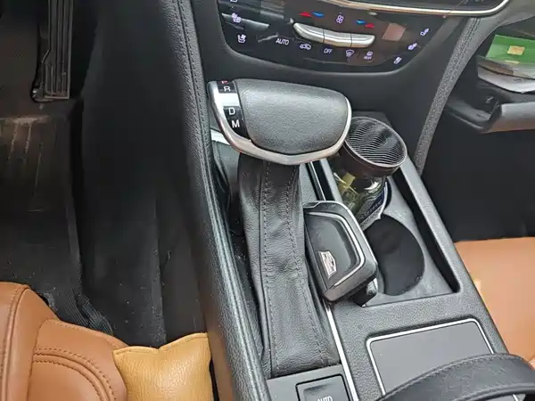 Cadillac CT6 2017