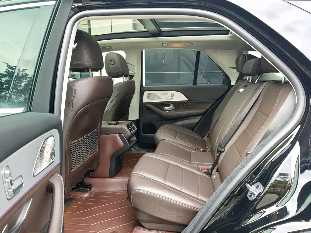 Mercedes-Benz GLE 2023 — фото 23