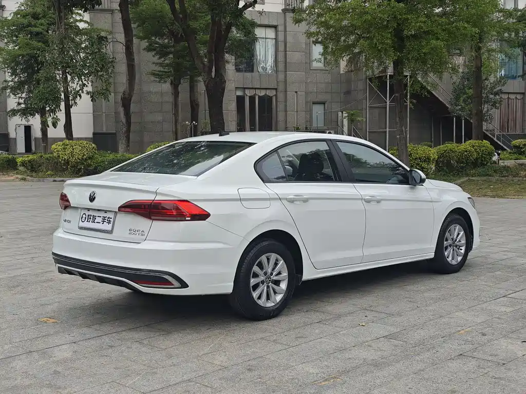 Volkswagen Bora 2023