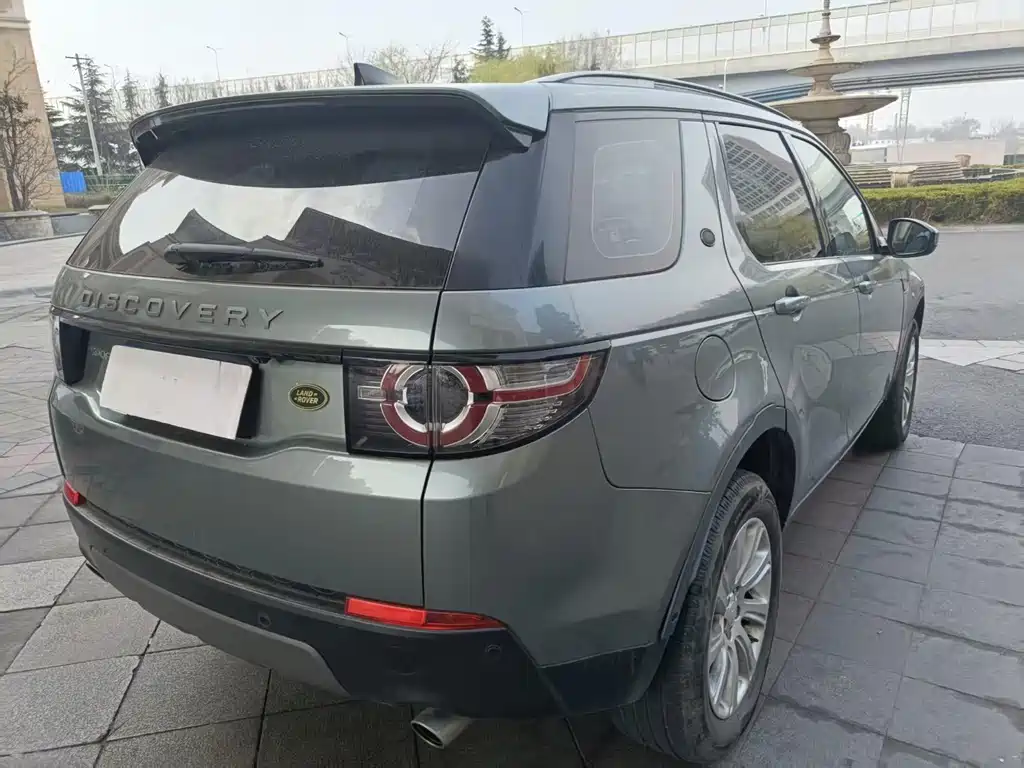 Land Rover Discovery Sport 2019 — фото 13