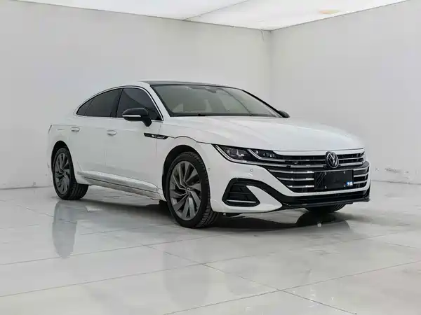 Volkswagen CC 2025