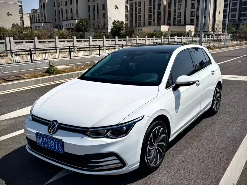 Volkswagen Golf 2022
