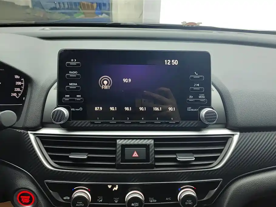 Honda Accord 2019 — фото 13