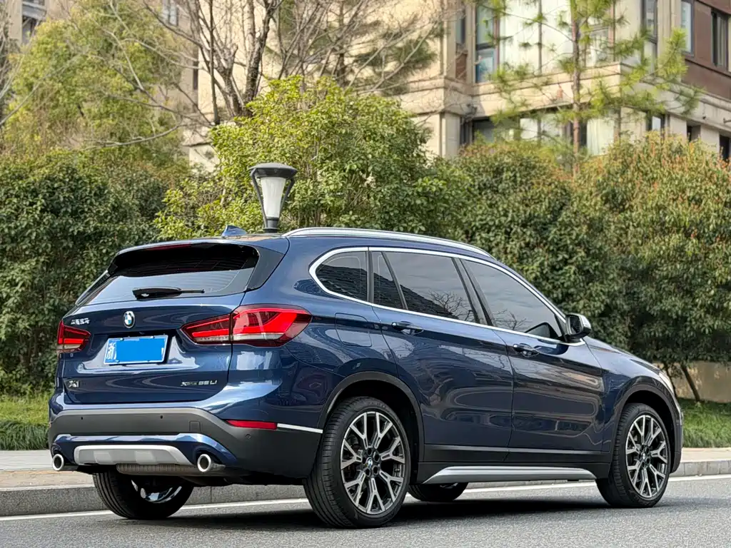 BMW X1 2021 — фото 6