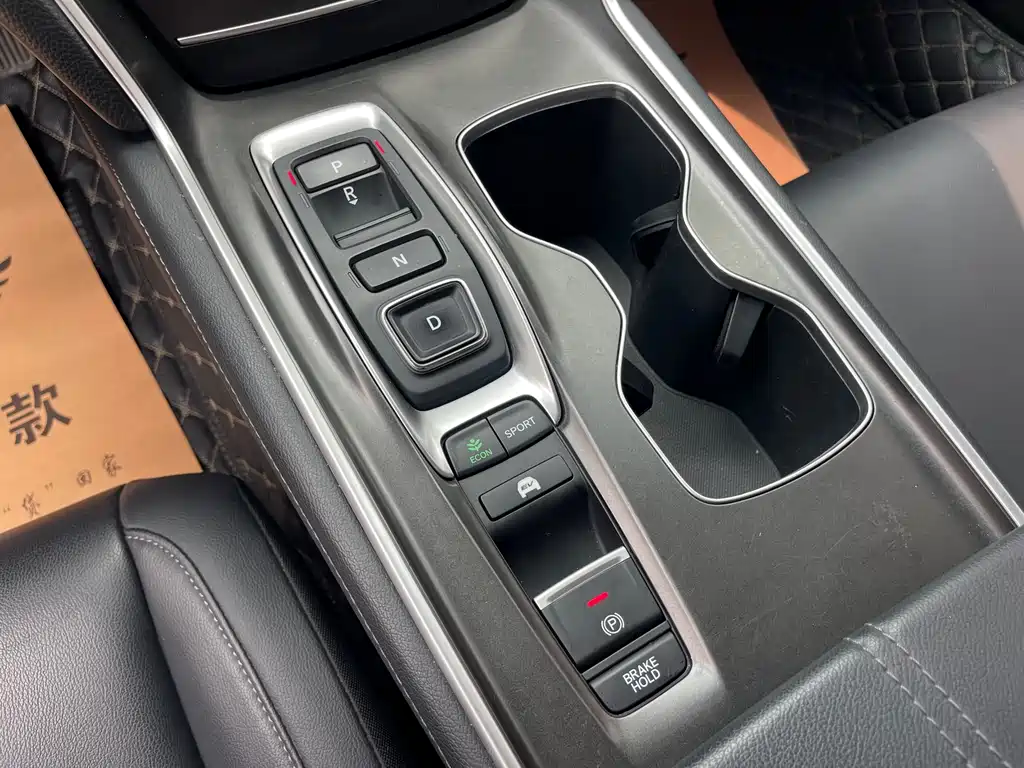 Honda Accord 2023 — фото 12