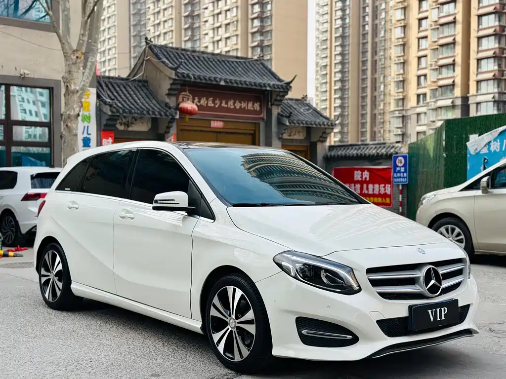 Mercedes-Benz B-Class 2016 — фото 3