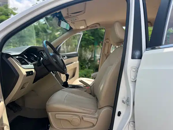 Baojun 730 2016