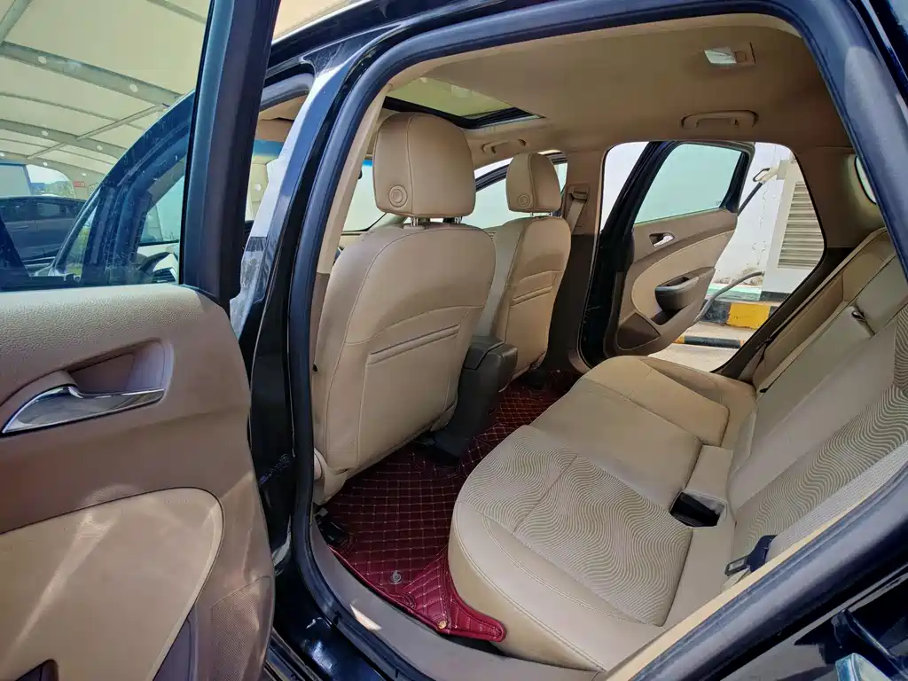 Buick Excelle 2014 — фото 10