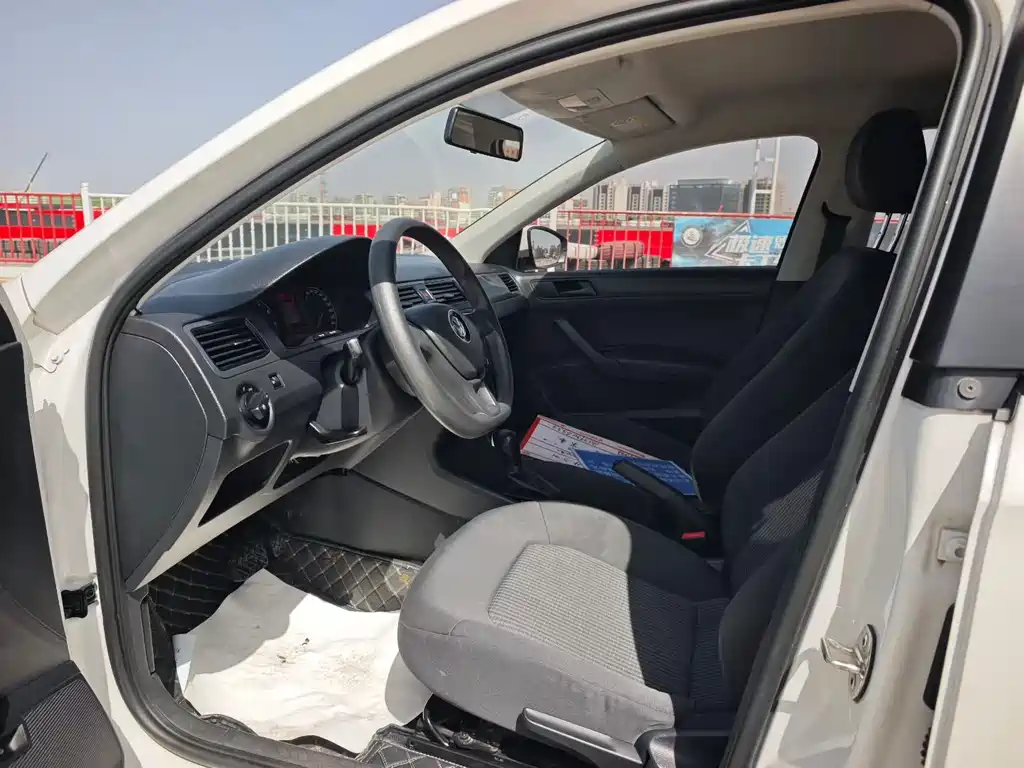 Volkswagen Santana 2021