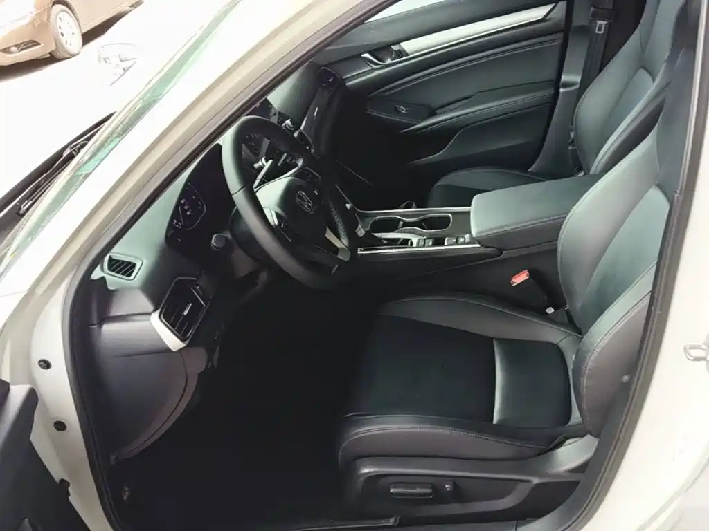 Honda Accord 2021 — фото 15