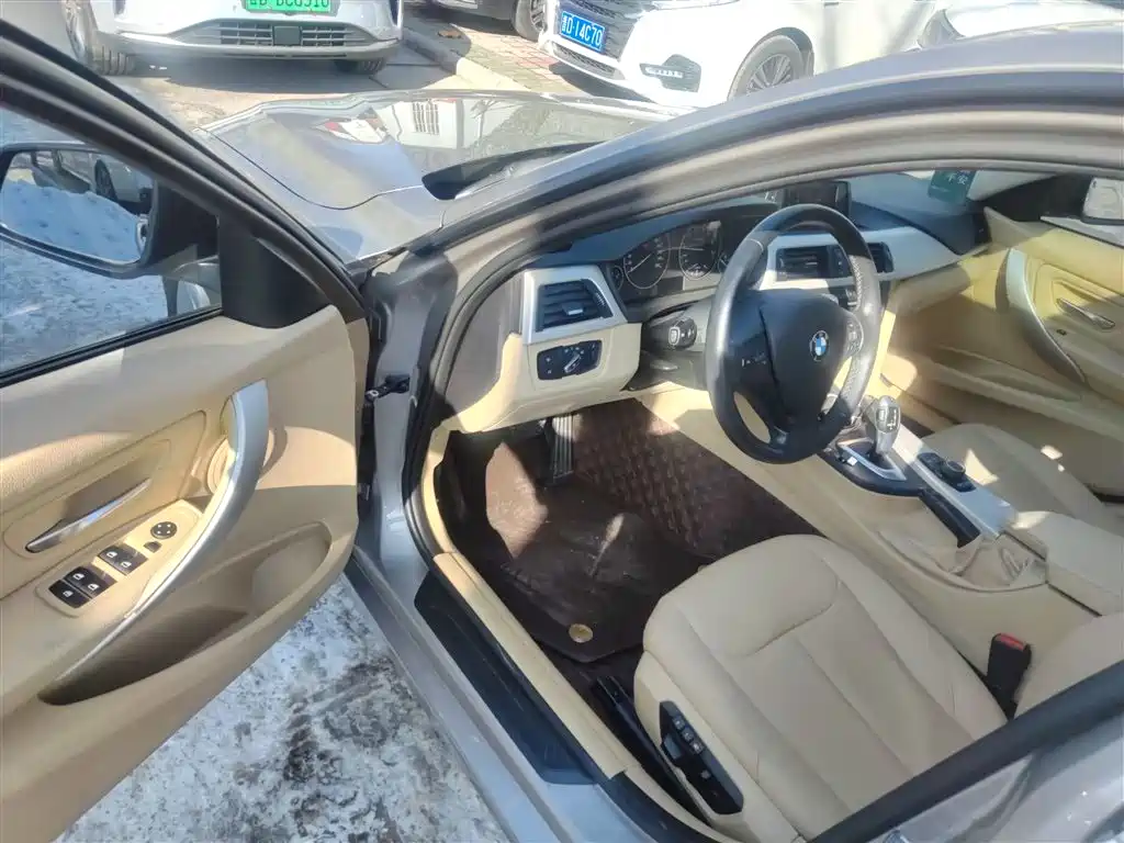 BMW 3 Series 2015 — фото 13