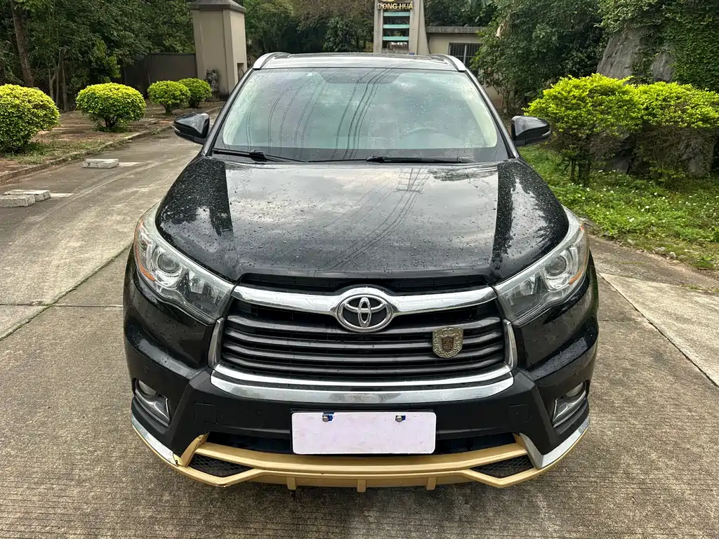 Toyota Highlander 2017 — фото 2
