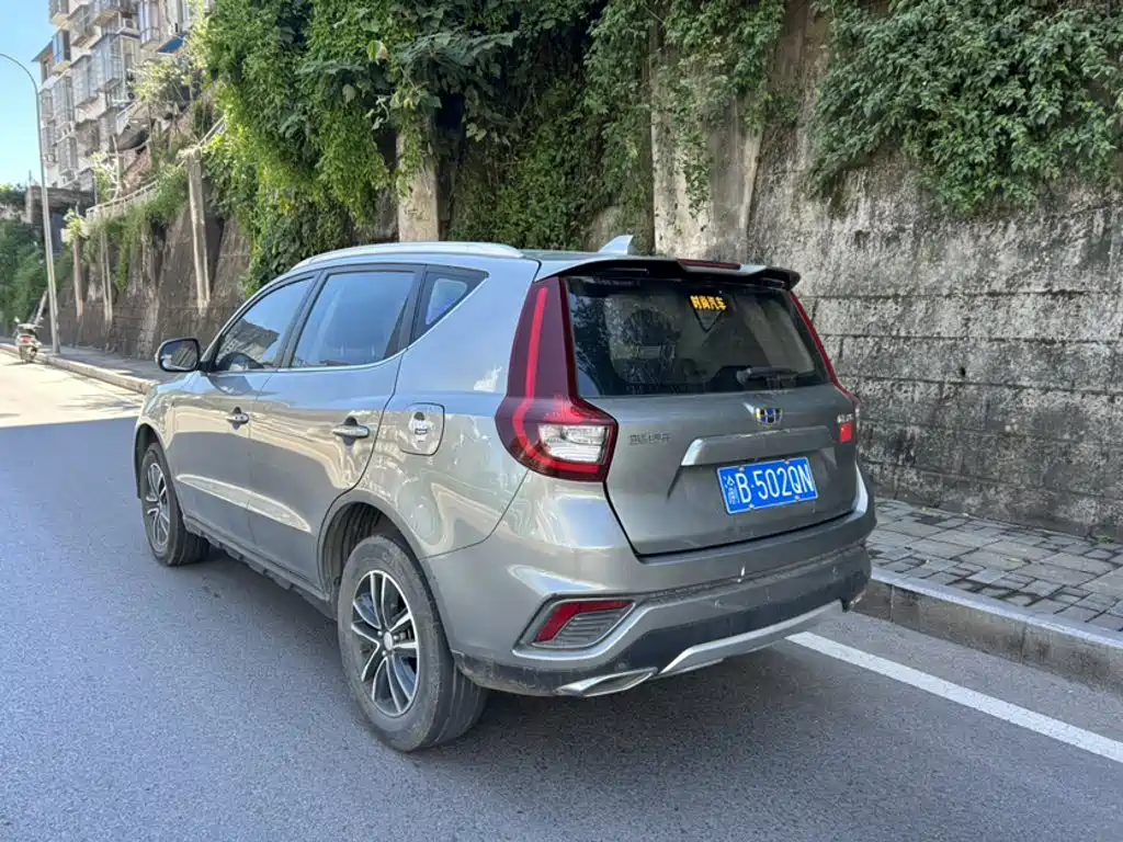 Geely Vision X6 2018 — фото 6