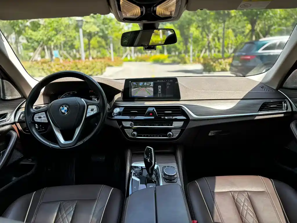 BMW 5 Series 2020 — фото 4