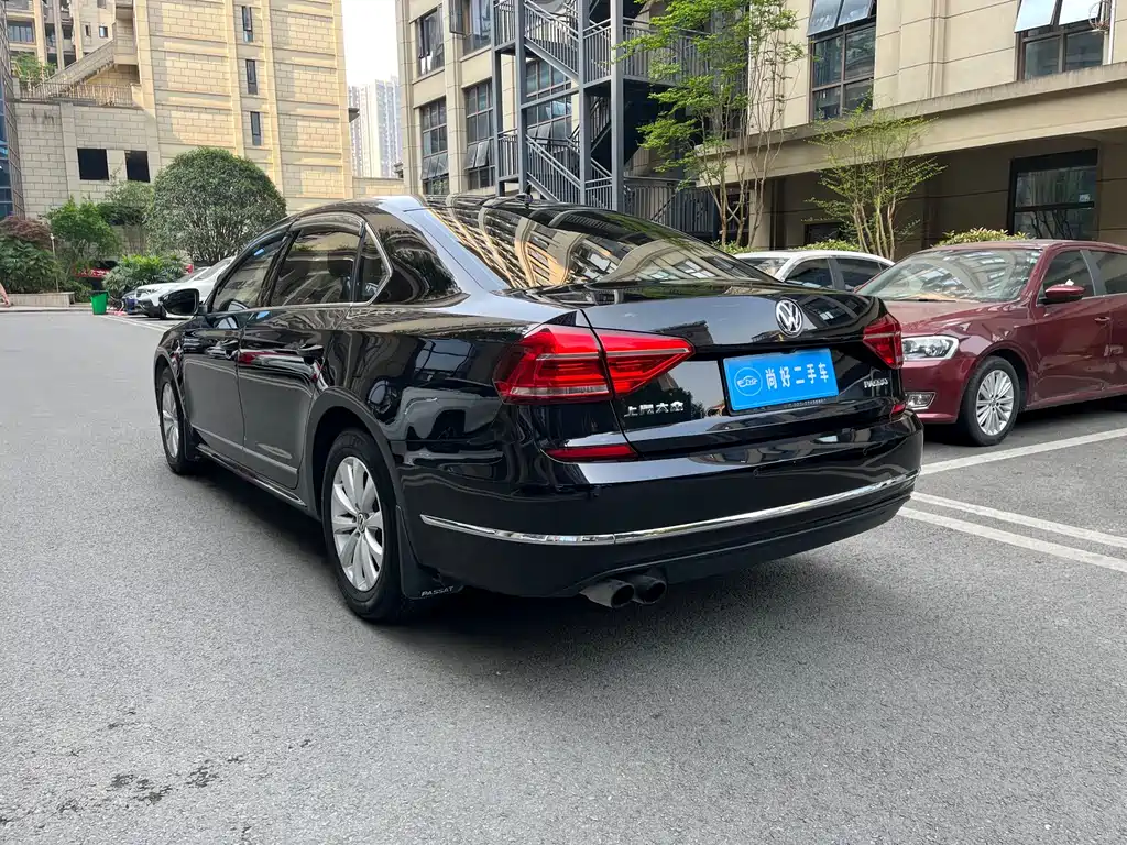 Volkswagen Passat 2018 — фото 5