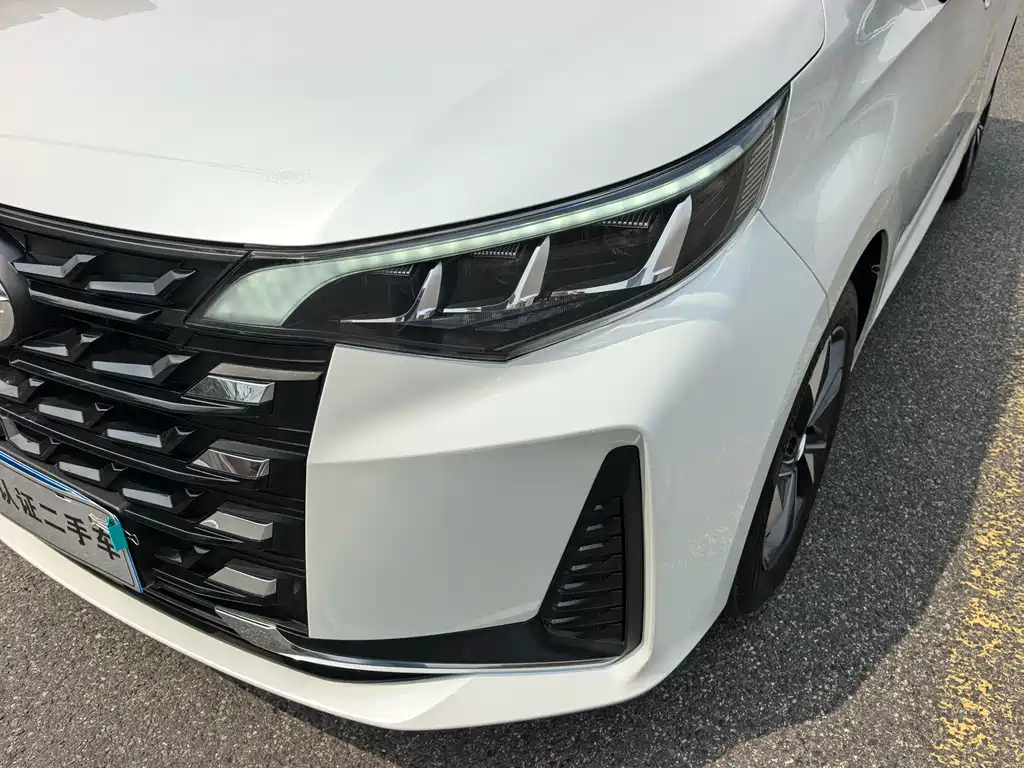GAC Motor Trumpchi M6 2024 — фото 11