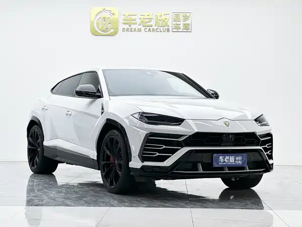 Lamborghini Urus 2020