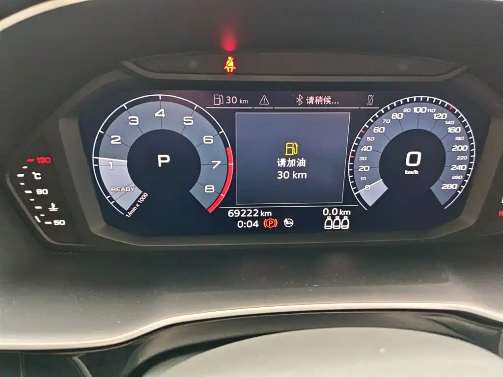Audi Q3 2021 — фото 12