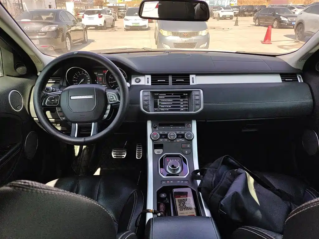 Land Rover Evoque 2014 — фото 12
