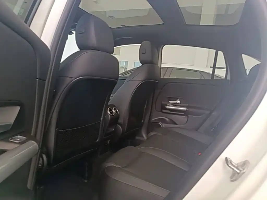 Mercedes-Benz GLA 2022 — фото 17