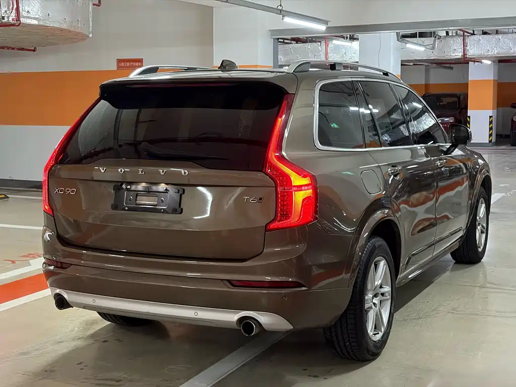 Volvo XC90 2016 — фото 4