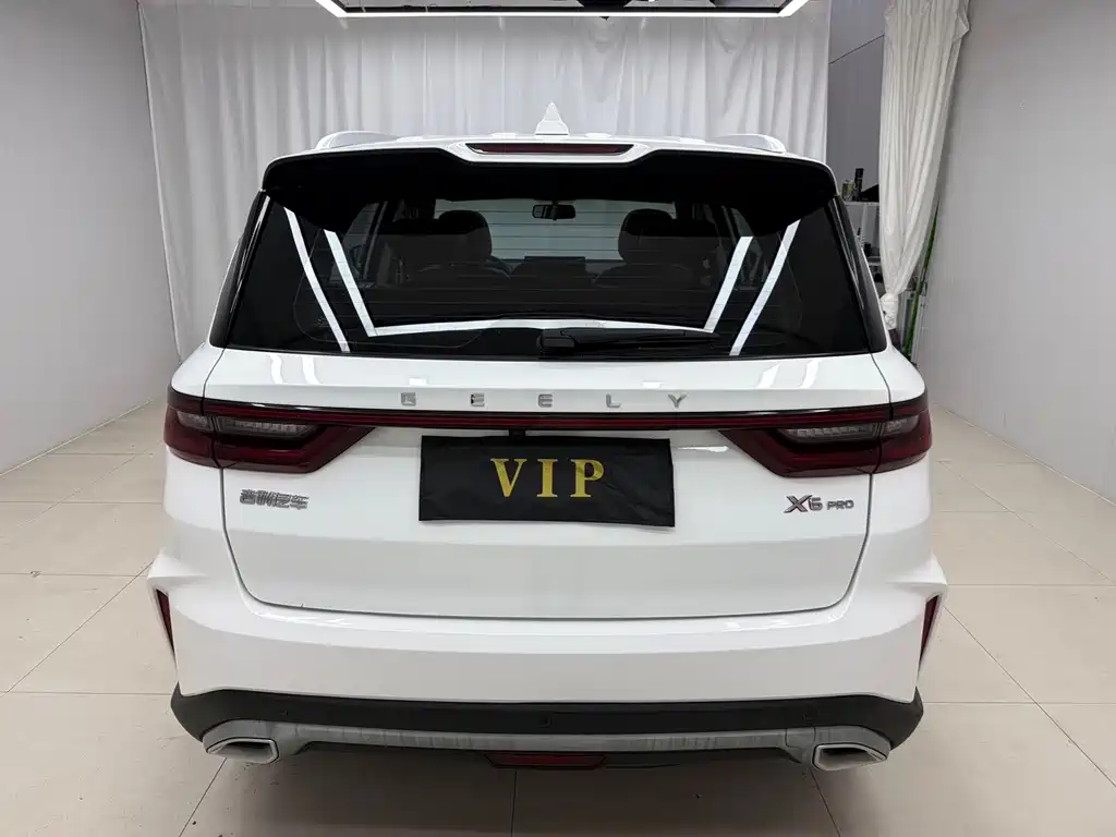 Geely Vision X6 2022
